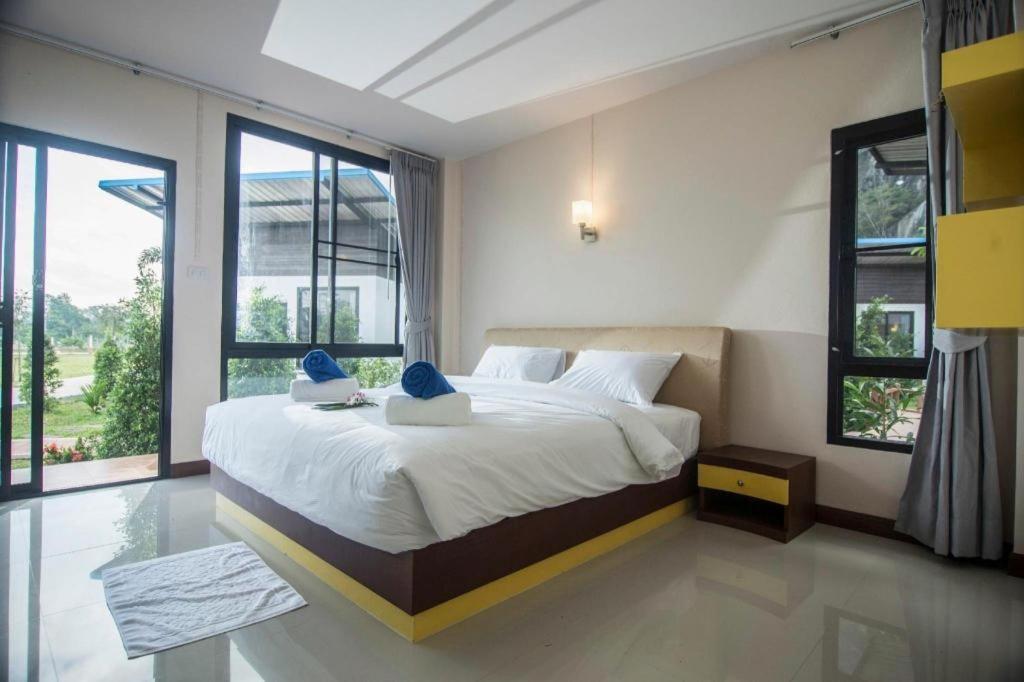 טראנג Phuphayot Resort מראה חיצוני תמונה